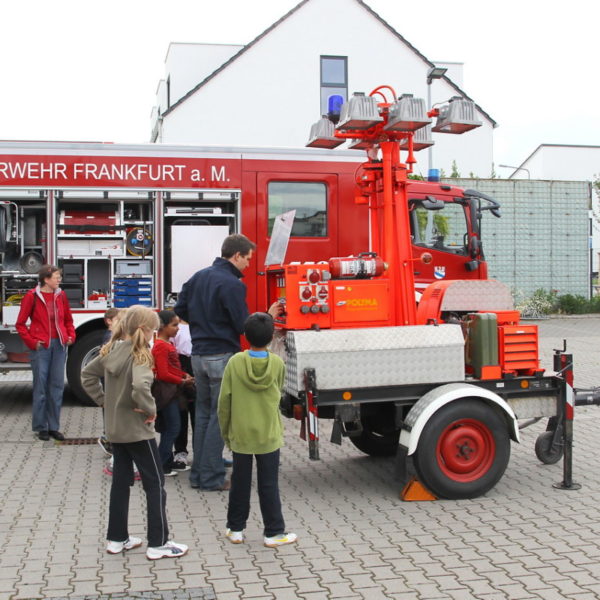 A07H3747g.jpg A07H3747g.jpg