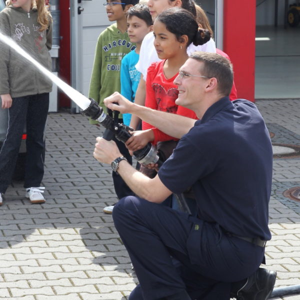 A07H3759g.jpg A07H3759g.jpg