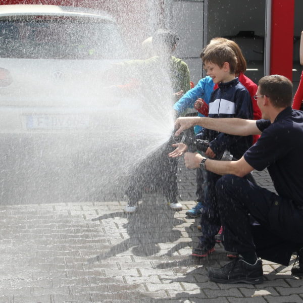 A07H3765g.jpg A07H3765g.jpg