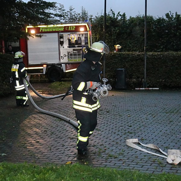 Übung Schützenhaus 18.09.2015 Übung Schützenhaus 18.09.2015