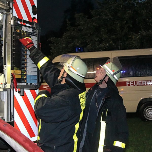 Übung Schützenhaus 18.09.2015 Übung Schützenhaus 18.09.2015