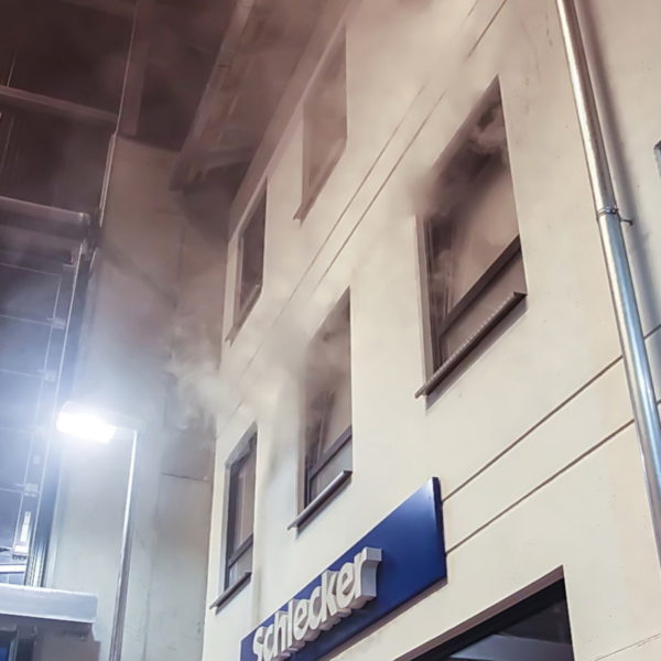 Übung im FRTC mit FF Weißkirchen 08.10.2015 Übung im FRTC mit FF Weißkirchen 08.10.2015