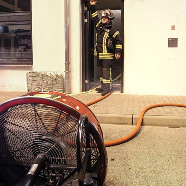 Übung im FRTC mit FF Weißkirchen 08.10.2015 Übung im FRTC mit FF Weißkirchen 08.10.2015