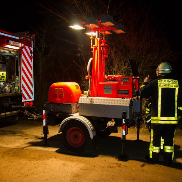 28.01.2016 Übung Kettensäge am Schützenhaus 28.01.2016 Übung Kettensäge am Schützenhaus