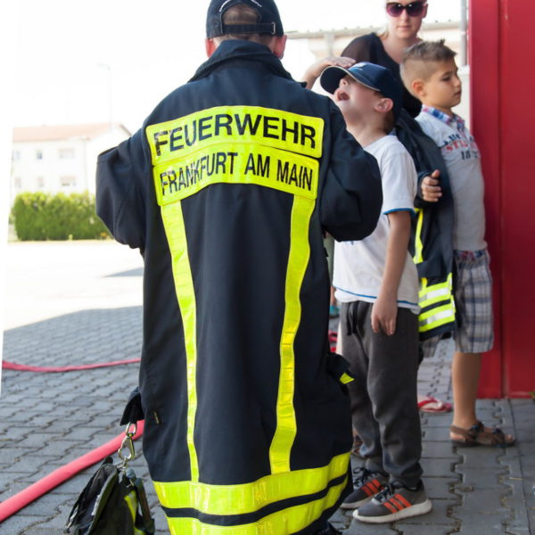 Besuch Grundschule bei der Feuerwehr 26.08.2016 Besuch Grundschule bei der Feuerwehr 26.08.2016