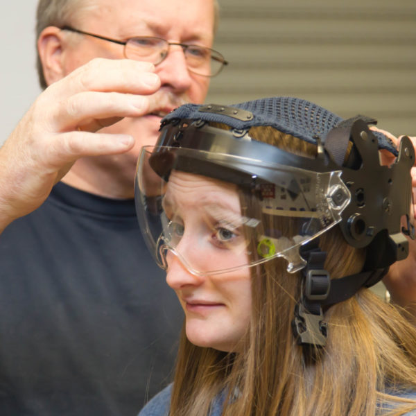 Übergabe neue Helme 21.12.2016 Übergabe neue Helme 21.12.2016