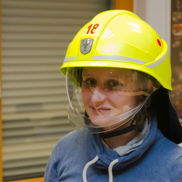 Übergabe neue Helme 21.12.2016 Übergabe neue Helme 21.12.2016