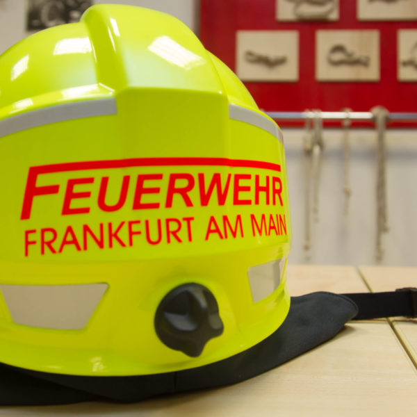 Übergabe neue Helme 21.12.2016 Übergabe neue Helme 21.12.2016